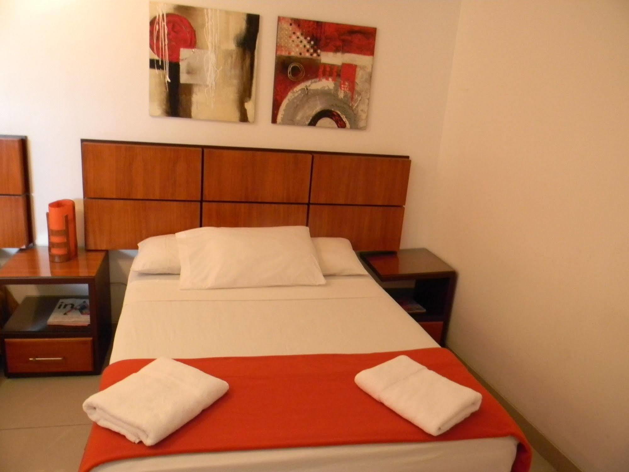 Hoteles En Guayaquil - Suites Guayaquil Cerca Del Aeropuerto 외부 사진
