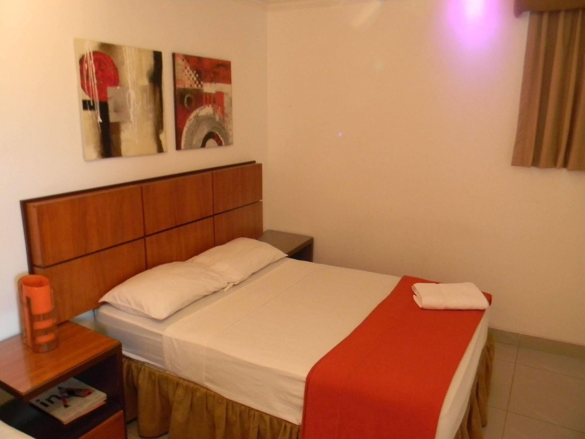 Hoteles En Guayaquil - Suites Guayaquil Cerca Del Aeropuerto 외부 사진